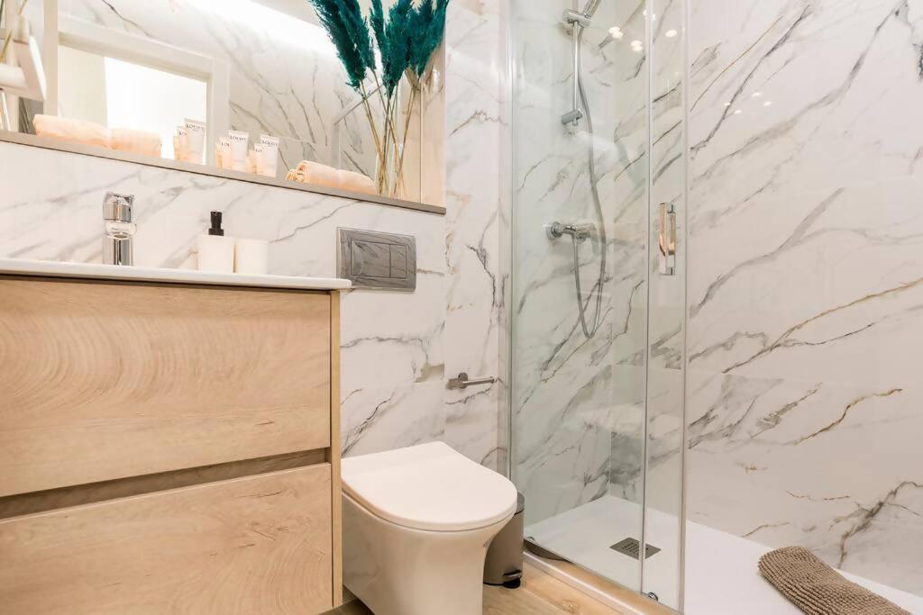Apartamento Plaza Cibeles Gran Viacolon Madrid Exterior foto